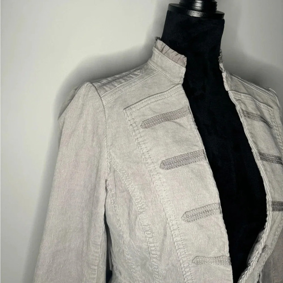 NWOT White house black market Grey Utility
Blazer Jacket size 4 - Picture 8 of 16